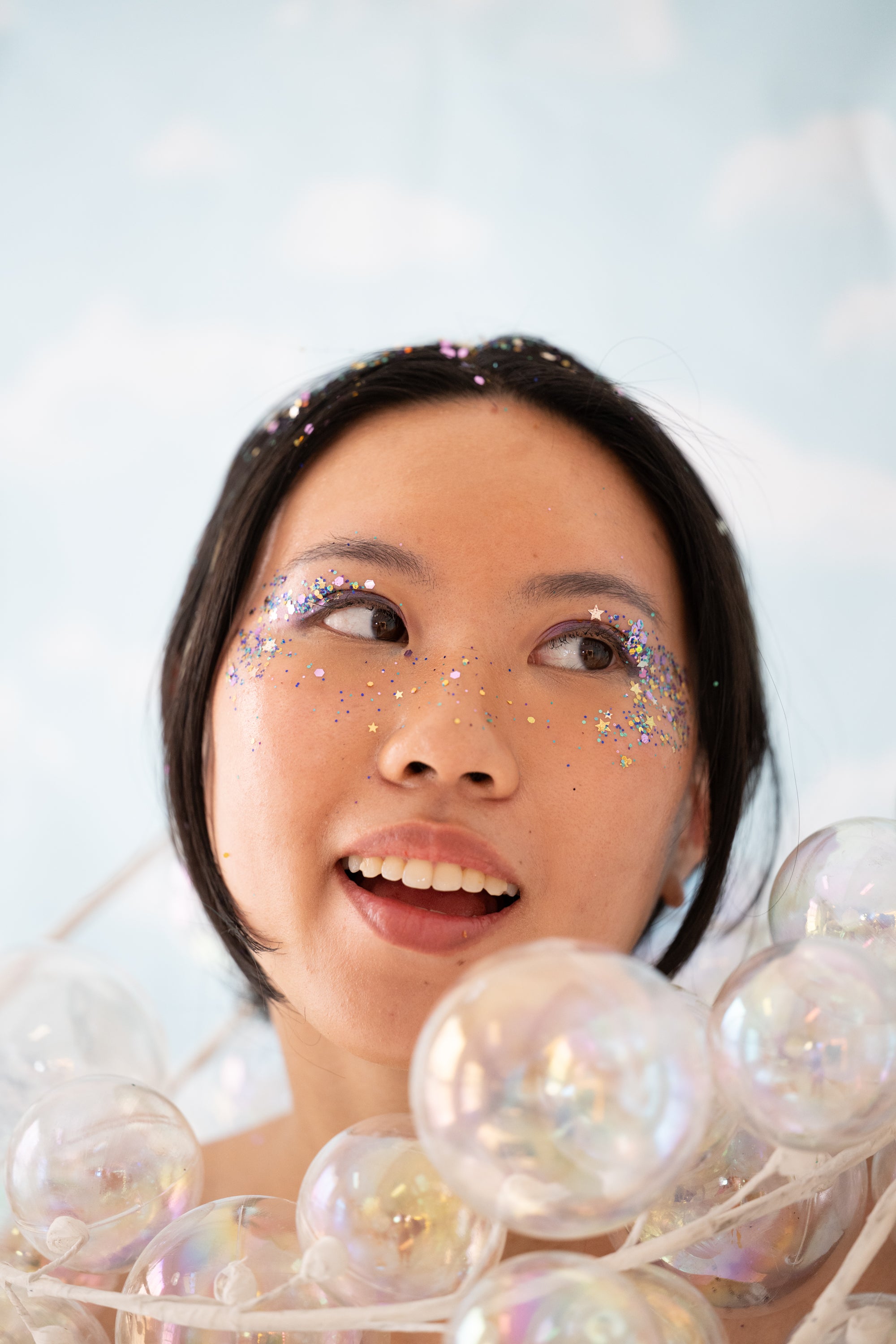 1490-Mochidream-Tween-Skincare-Girl-Glitter-Bubbles.jpg